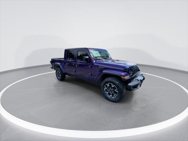 2026 Jeep Gladiator GLADIATOR SAHARA 4X4