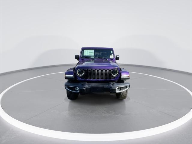 2026 Jeep Gladiator GLADIATOR SAHARA 4X4