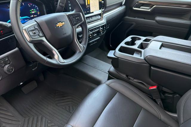2026 Chevrolet Silverado 3500HD Crew Cab, Long Bed, LT Dual Rear Wheel, RWD