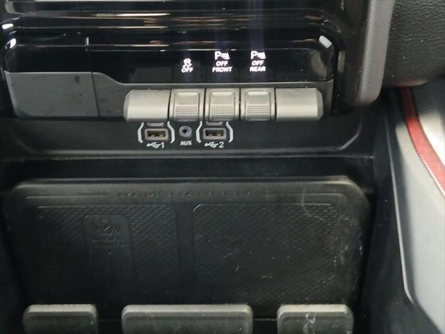 2025 Ram 1500 Rebel Crew Cab 4x4 5'7" Box