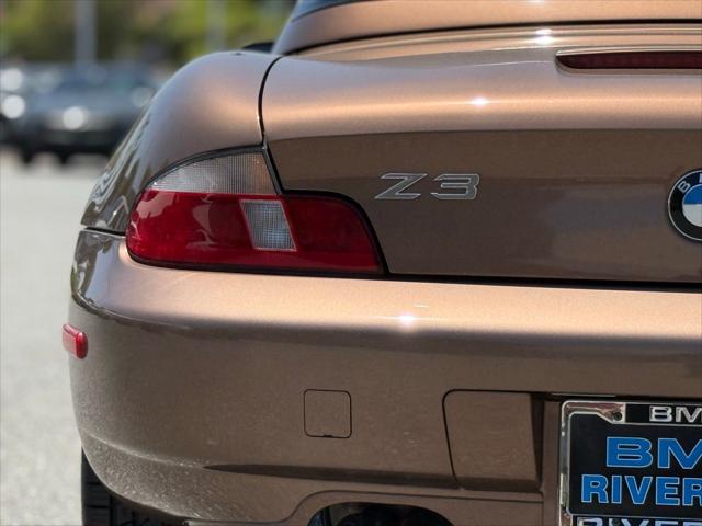 2002 BMW Z3 2.5i
