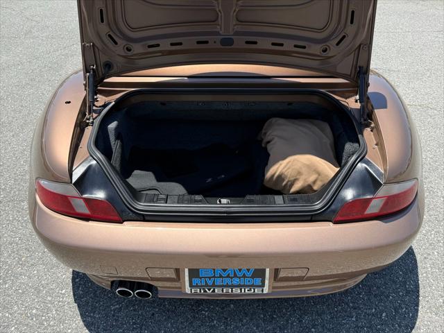 2002 BMW Z3 2.5i
