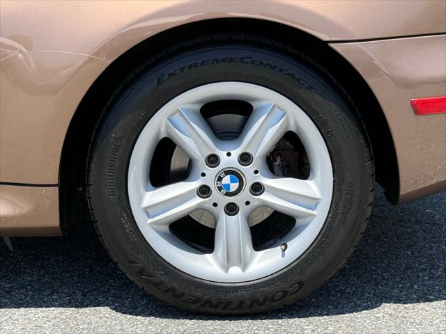 2002 BMW Z3 2.5i