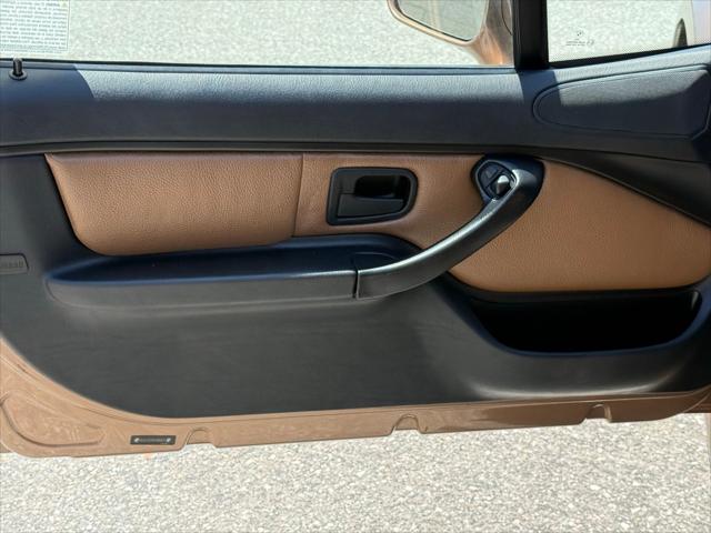 2002 BMW Z3 2.5i