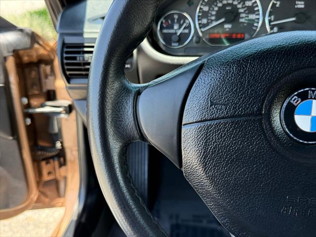2002 BMW Z3 2.5i