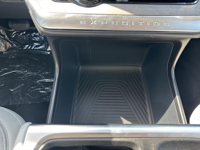 2026 Ford Expedition Max Platinum MAX