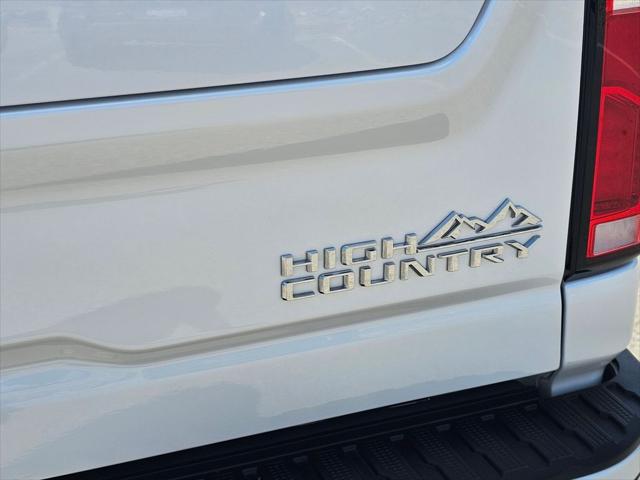 2025 Chevrolet Silverado 2500HD 4WD Crew Cab Standard Bed High Country