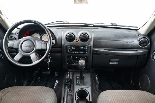 2004 Jeep Liberty Sport