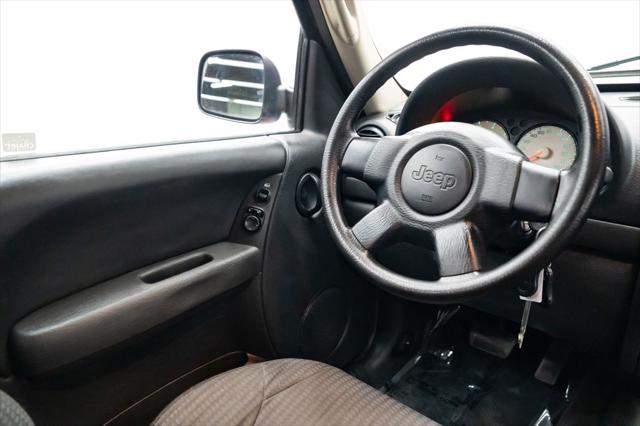 2004 Jeep Liberty Sport
