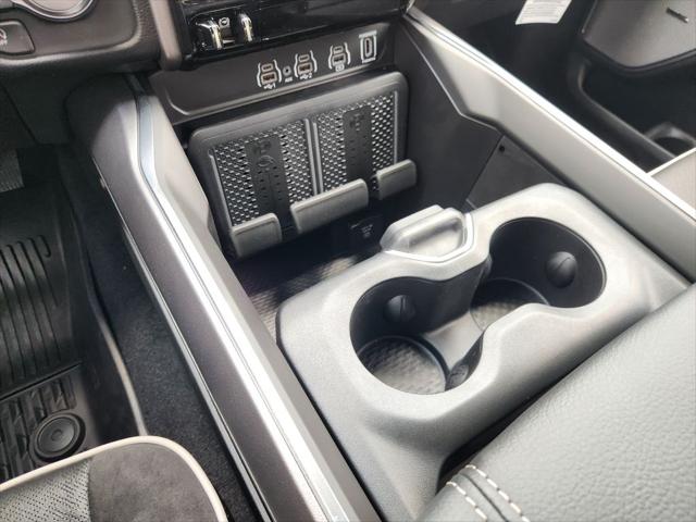 2026 Ram 1500 Laramie Crew Cab 4x4 57 Box