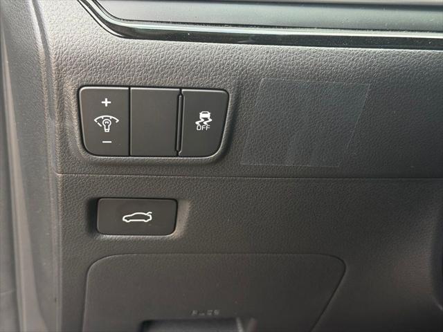 2026 Kia K5 LXS FWD