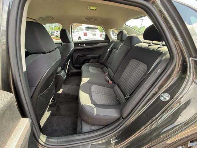 2026 Kia K5 LXS FWD