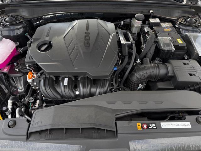 2026 Kia K5 LXS FWD