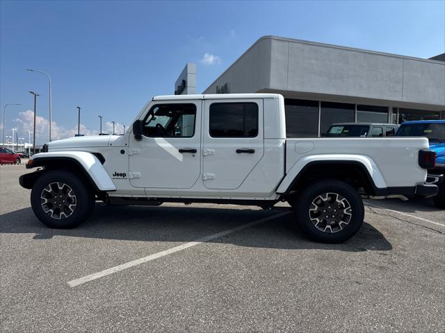 2026 Jeep Gladiator GLADIATOR SAHARA 4X4