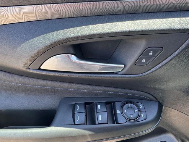 2024 Buick NV Sport Touring FWD