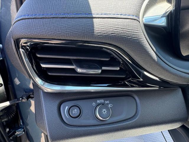2024 Buick NV Sport Touring FWD