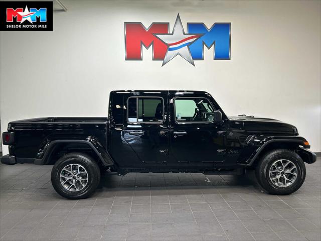 2026 Jeep Gladiator GLADIATOR SPORT S 4X4 2026 Jeep Gladiator GLADIATOR SPORT S 4X4