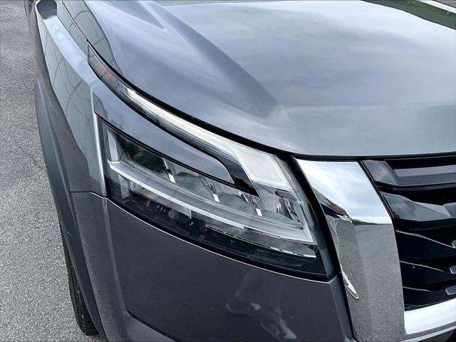 2022 Nissan Pathfinder SV 4WD