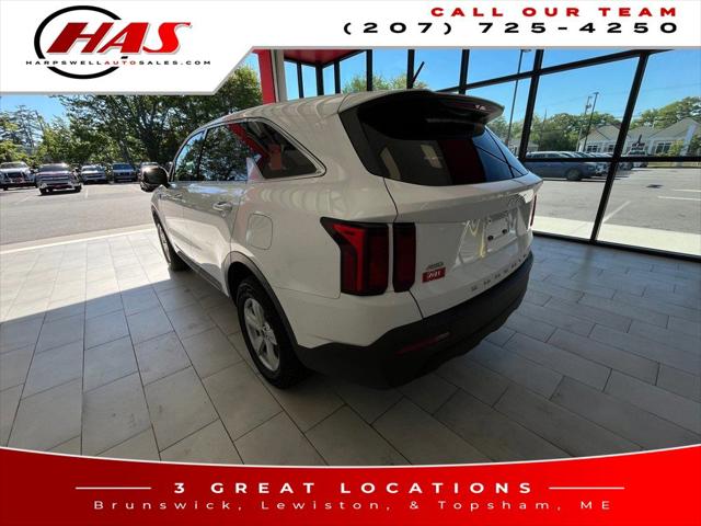 2022 Kia Sorento LX