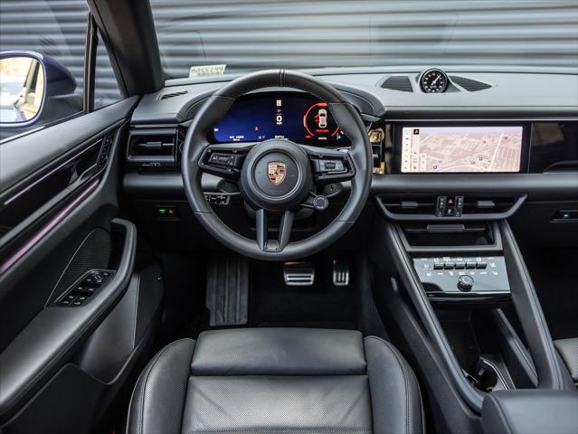 2025 Porsche Macan Electric 4