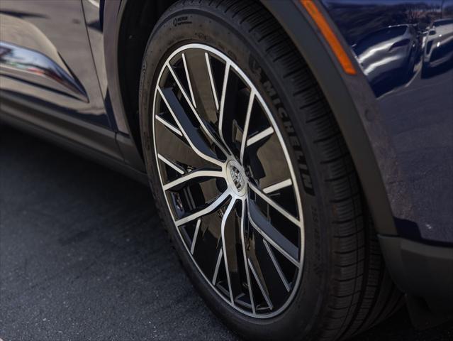 2025 Porsche Macan Electric 4
