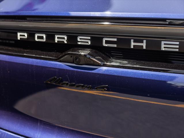 2025 Porsche Macan Electric 4