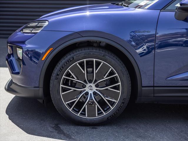 2025 Porsche Macan Electric 4