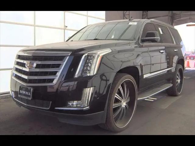 2018 Cadillac Escalade Luxury