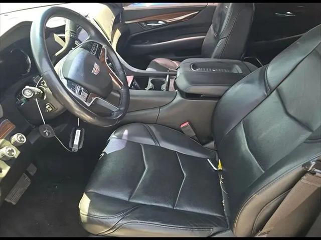 2018 Cadillac Escalade Luxury