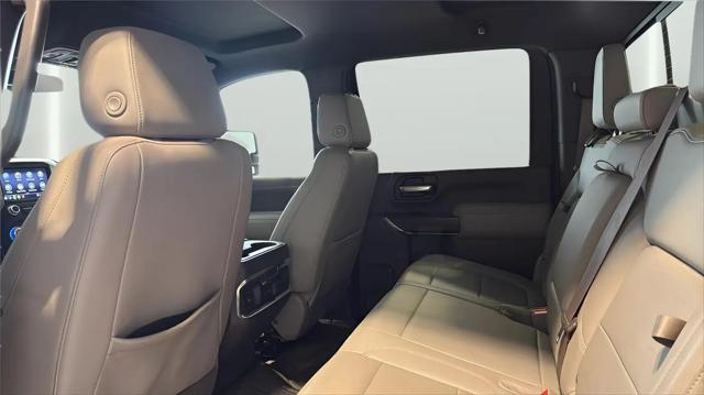 2023 GMC Sierra 3500HD 4WD Crew Cab Standard Bed SLT