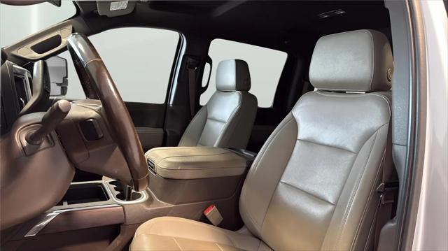 2023 GMC Sierra 3500HD 4WD Crew Cab Standard Bed SLT
