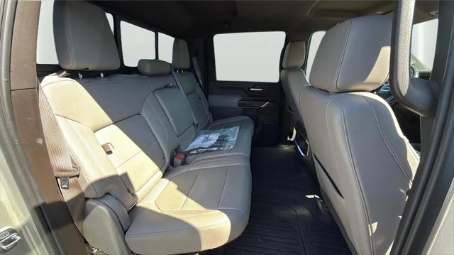 2023 GMC Sierra 3500HD 4WD Crew Cab Standard Bed SLT