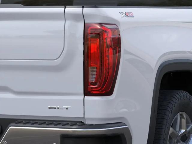 2026 GMC Sierra 1500 Crew Cab, Short Bed, SLT, 4WD