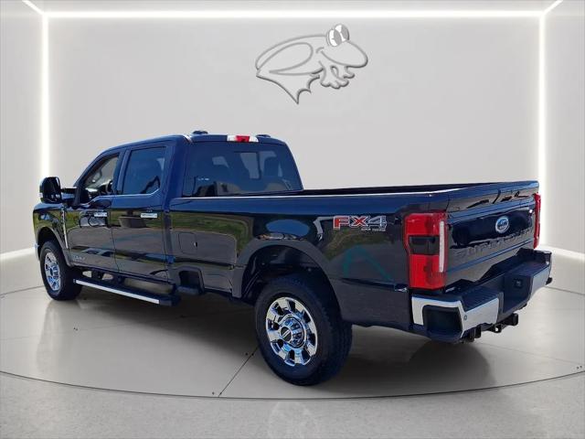 2025 Ford F-350 LARIAT