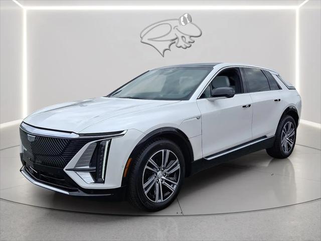 2025 Cadillac iQ Luxury 1 RWD