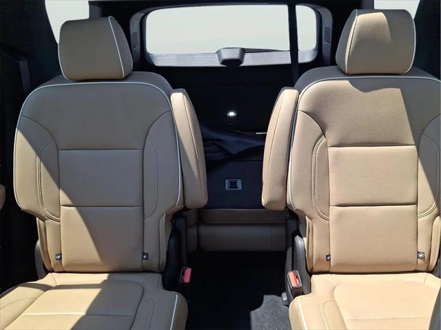 2023 Chevrolet Traverse AWD Premier