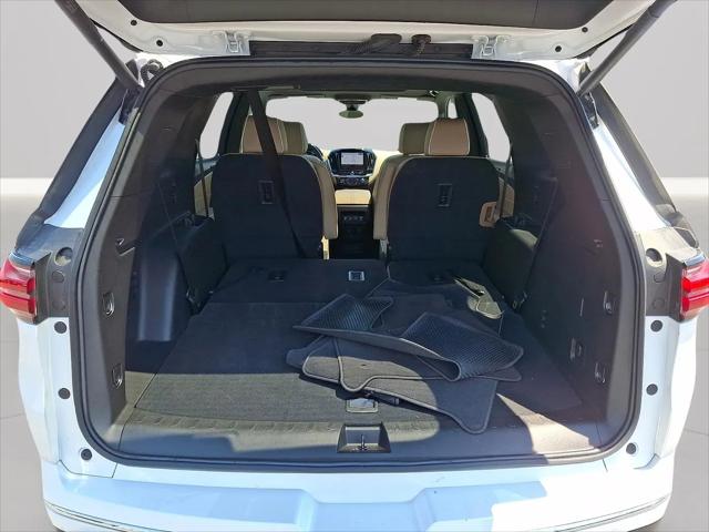 2023 Chevrolet Traverse AWD Premier