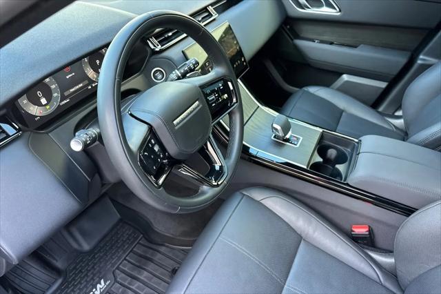 2025 Land Rover Range Rover Velar P250 Dynamic SE
