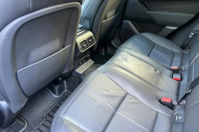 2025 Land Rover Range Rover Velar P250 Dynamic SE