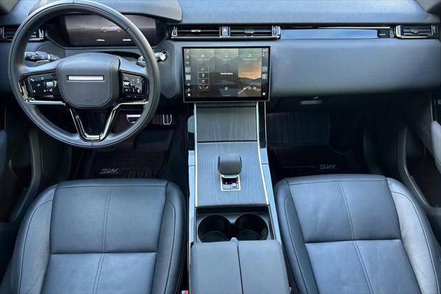 2025 Land Rover Range Rover Velar P250 Dynamic SE