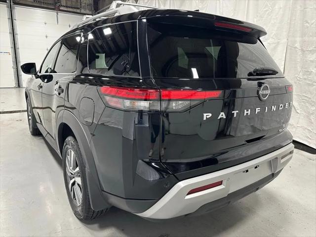 2024 Nissan Pathfinder SL 4WD