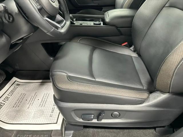 2024 Nissan Pathfinder SL 4WD