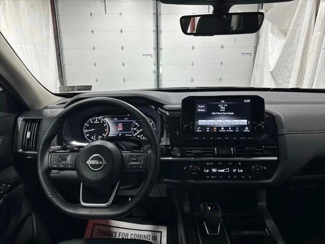 2024 Nissan Pathfinder SL 4WD