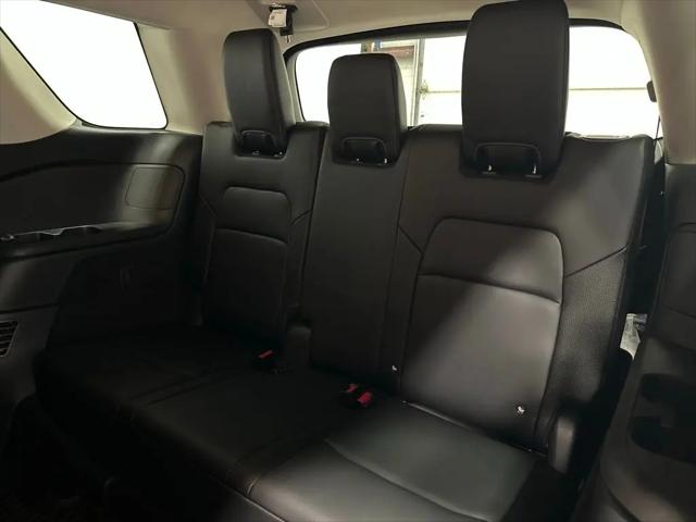 2024 Nissan Pathfinder SL 4WD