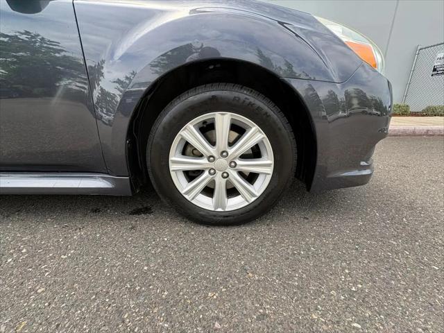 2011 Subaru Legacy 2.5i Premium