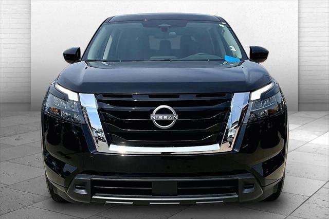 2025 Nissan Pathfinder S 4WD