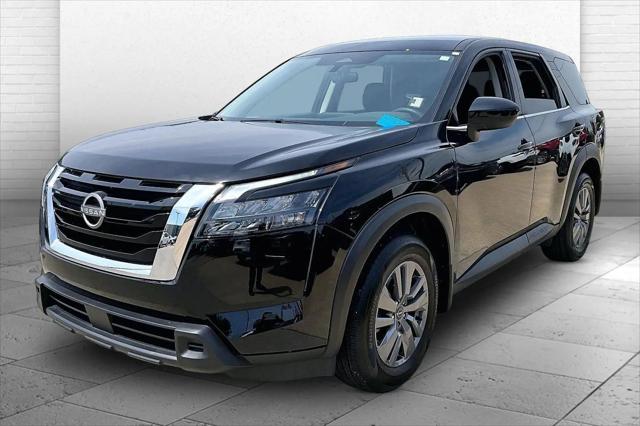 2025 Nissan Pathfinder S 4WD