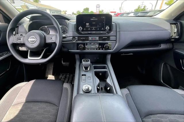 2025 Nissan Pathfinder S 4WD