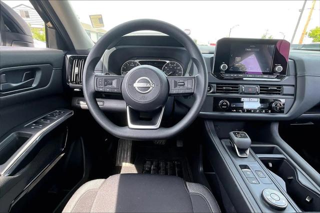 2025 Nissan Pathfinder S 4WD