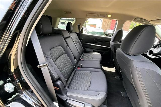 2025 Nissan Pathfinder S 4WD